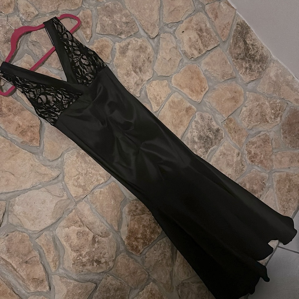 R&M Richards Long Black Mermaid Gown
